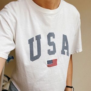 BRANDY MELVILLE USA CROP TOP ✨👏